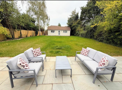 Elm Grove, Barnham