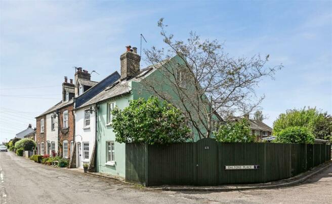 68 Fitzalan Road Front Shot