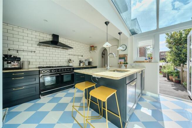 Kitchen/Breakfast Room