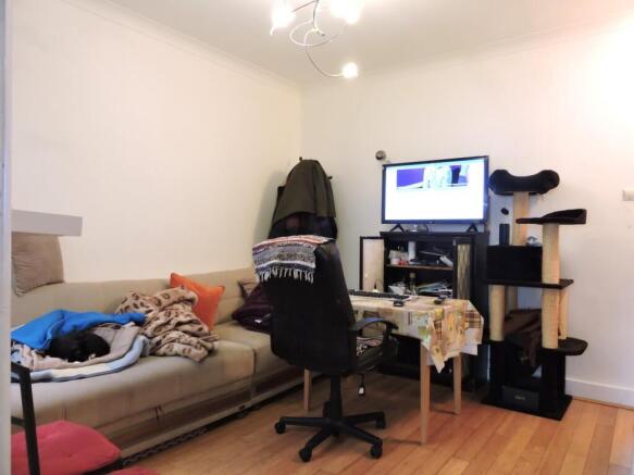 Photo 3