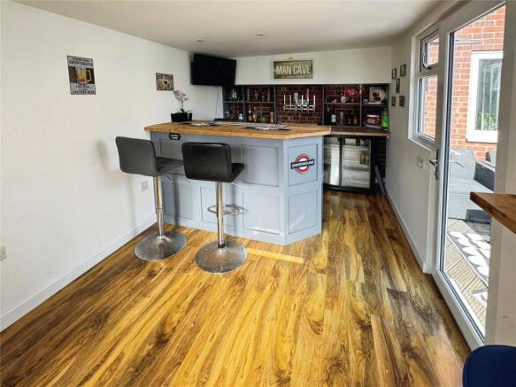 Bar/Games Room