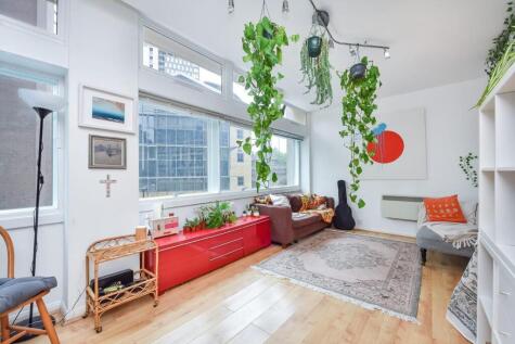 Newington Causeway SE1