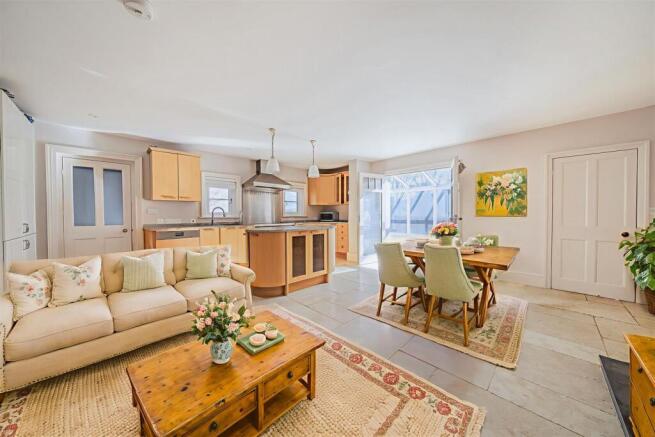 1254926-(5) - Kitchen - Farmhouse - 11.jpg