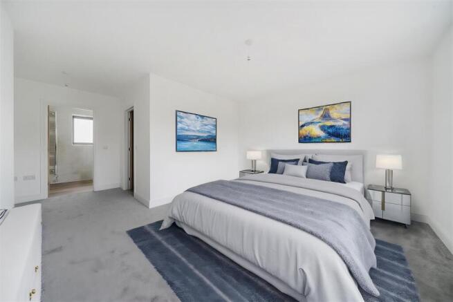 Bedroom..jpg