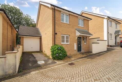 Centenary Way, Threemilestone, Truro