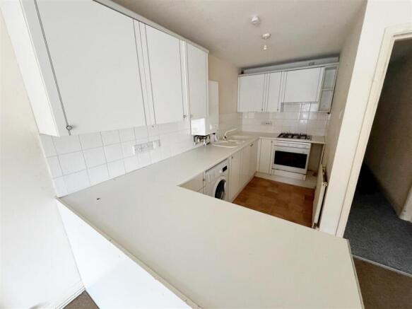 KITCHEN 2 - NEW.jpg