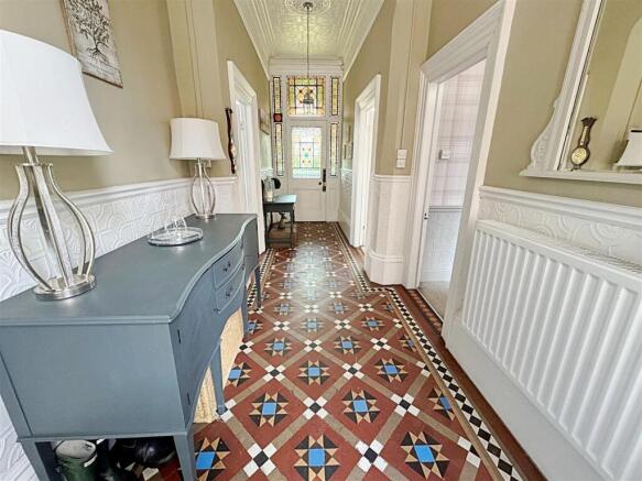 ENTRANCE HALL