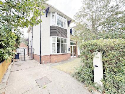 Weelsby Road, Grimsby, N.E. Lincs, DN32 0PS