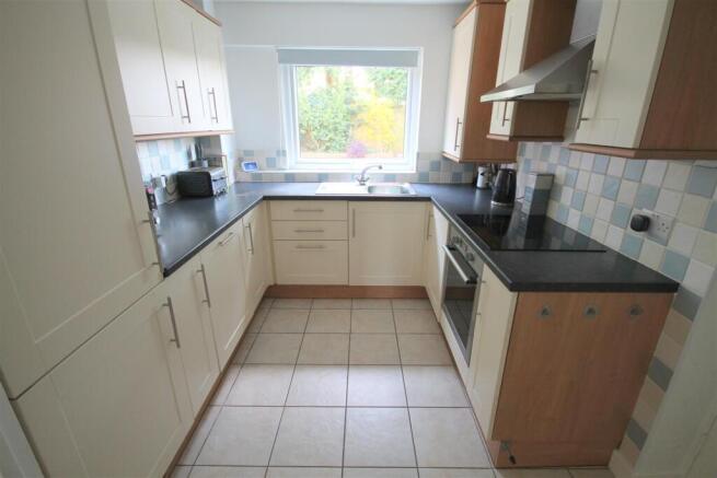 FC Kitchen b.JPG