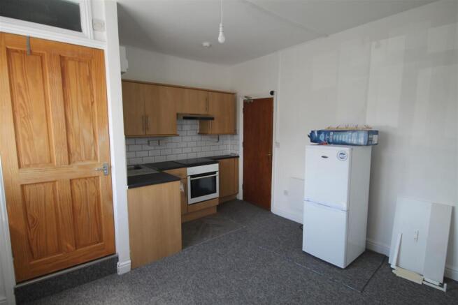 Room i.JPG