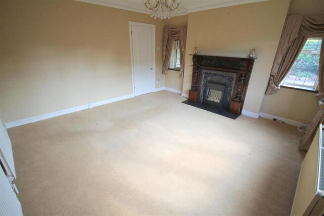 GB Sitting Room v.JPG