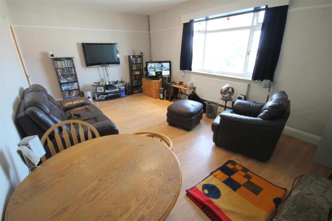 KA Living Room ii.JPG