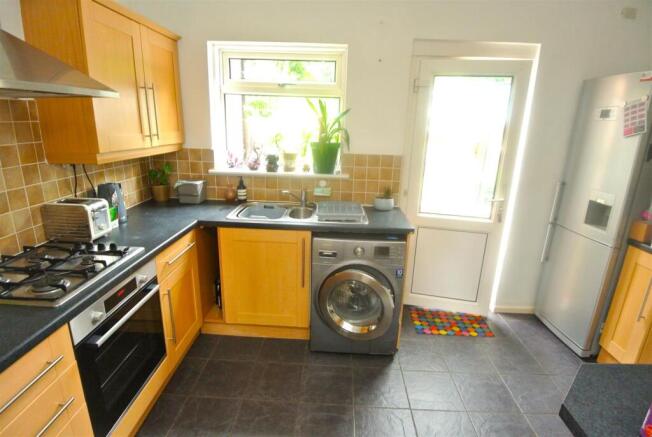 Kitchen.JPG
