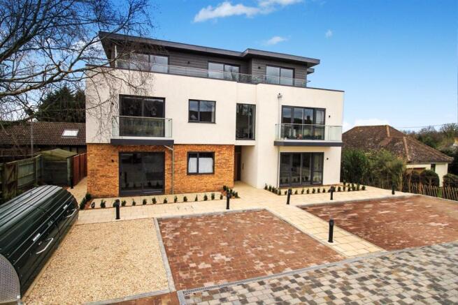 CHAWLEY COURT.jpg