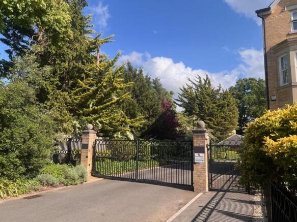 GATED ENTRANCEii.jpg