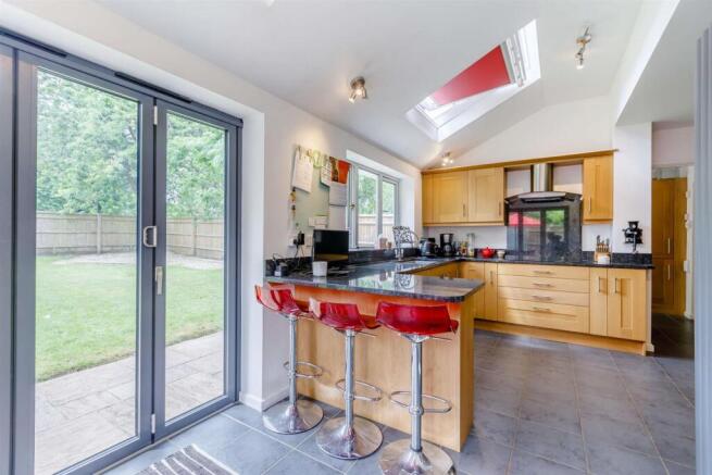 8468771-interior8-800.jpg