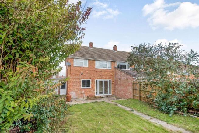 8526322-exterior05-800 (FILEminimizer).jpg