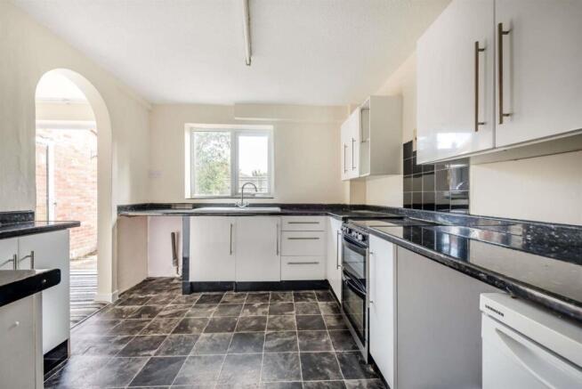 8526322-interior04-800 (FILEminimizer).jpg