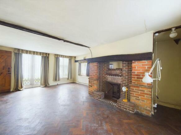 Living Room.jpg