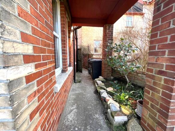 Side garden