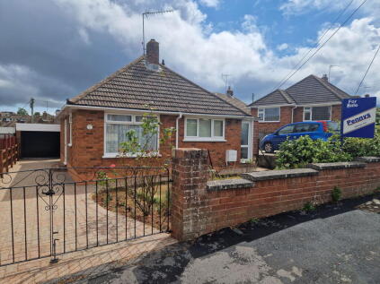 Elmfield Crescent, Exmouth, EX8 3BL