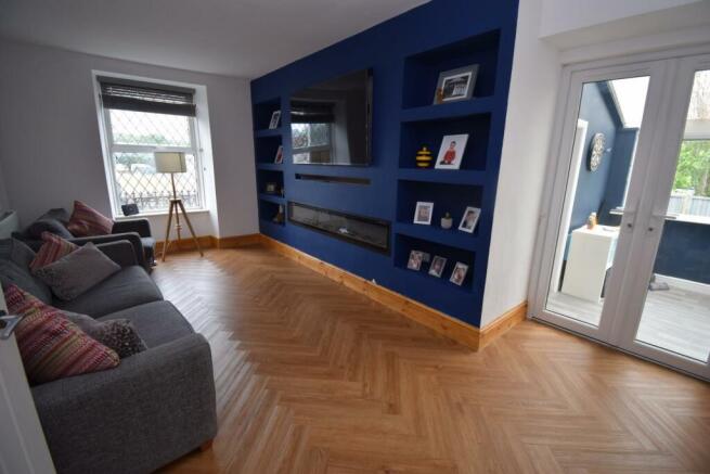Living Room.JPG