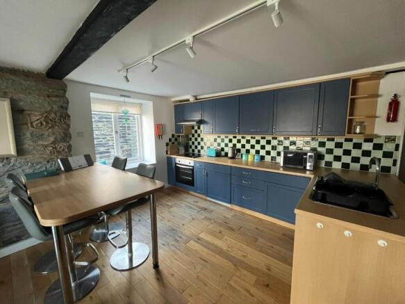Kitchen.JPEG