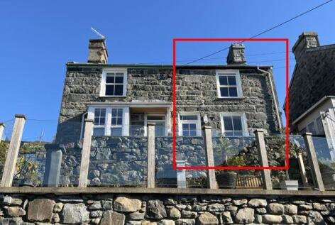 2 Castle View, Harlech