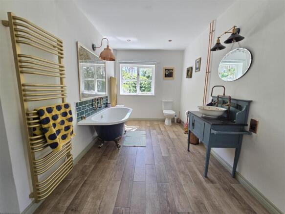 GF bathroom