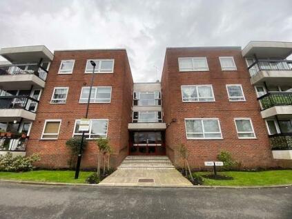 Finchley - 3 bedroom flat for sale