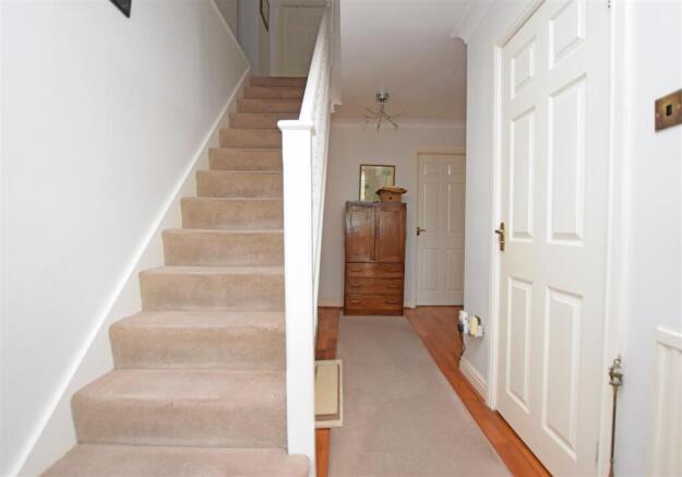 Hallway.JPG