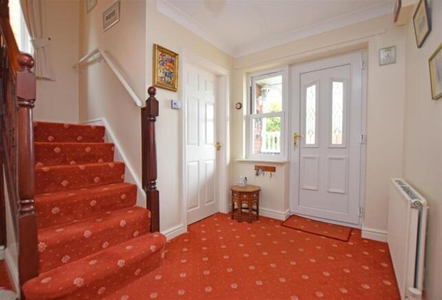Hallway.JPG