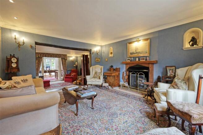 Living/Sitting Room
