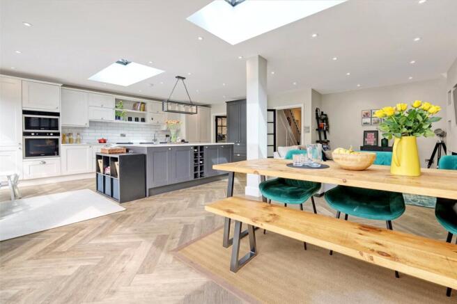 Kitchen/Dining