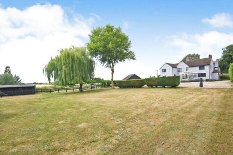 Stebbing Road, Felsted, Dunmow, Essex, CM6