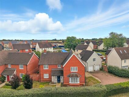 Porter Close, Felsted, Dunmow, Essex, CM6