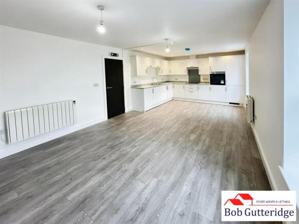 OPEN PLAN FITTED KITCHEN/LOUNGE/DINING ROOM