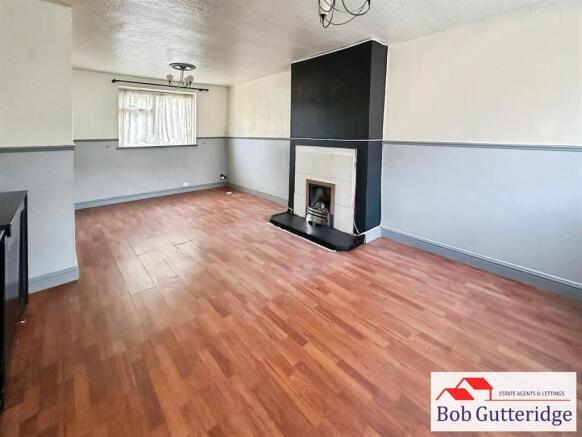 THROUGH LOUNGE / DINER