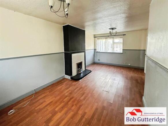 THROUGH LOUNGE / DINER