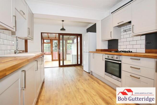FITTED KITCHEN / DINING ROOM