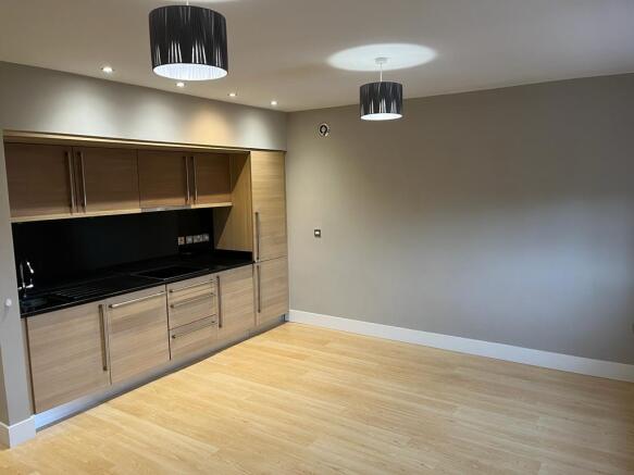 WhatsApp Image 2022-10-19 at 4.52.49 PM (6).jpeg