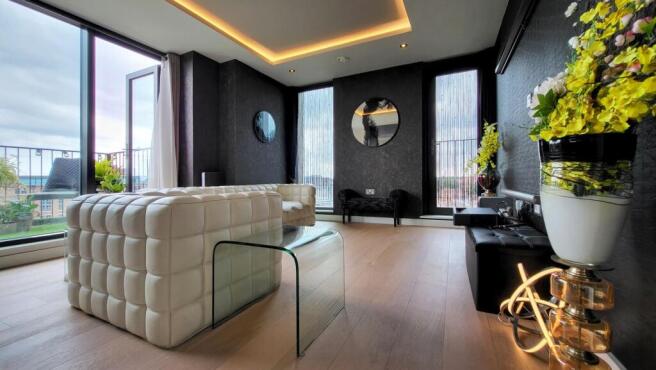 Stonebow House 4C - 17 Living Area 1.jpg