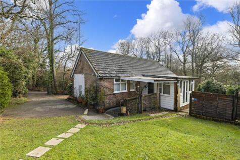 North Breache Lane, Ewhurst, Cranleigh, Surrey, GU6