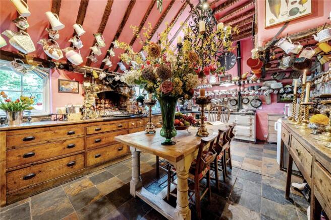 Kitchen/Breakfast Rm