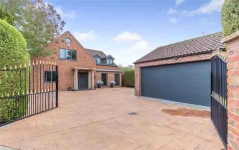 Trinity Close, Carlton-le-Moorland, Lincoln, Lincolnshire, LN5