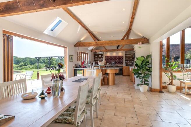 Kitchen/Breakfast Rm