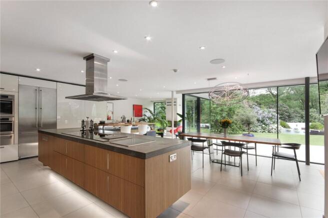 Kitchen/Dining Rm