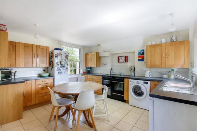 Kitchen/Breakfast Rm