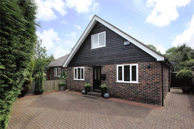 4 Bedroom Detached House For Sale In Hillingdon Avenue Sevenoaks