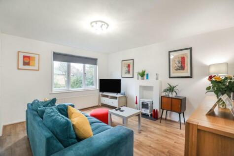 Norwood Grove, Harrogate, HG3 2XL